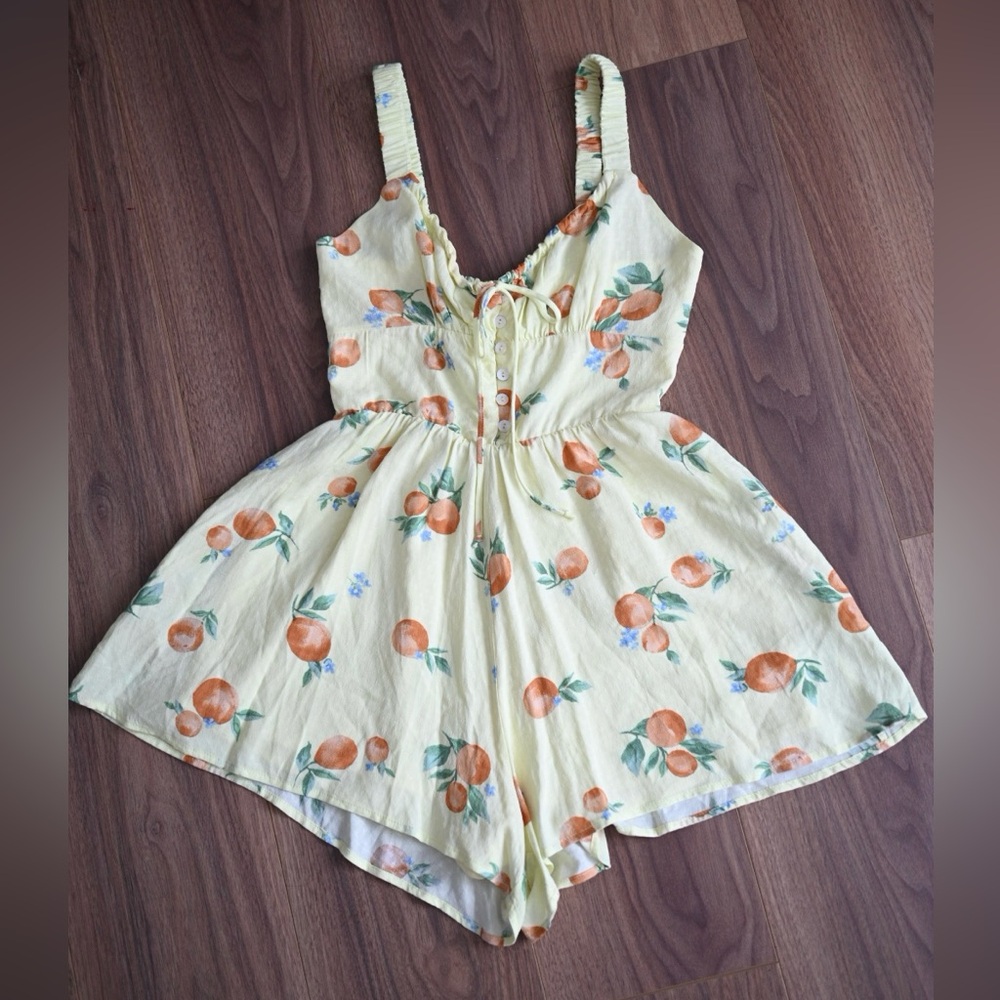 Butter Yellow Romper Size XS Sadie & Sage Orange Blossom Fruit Cottagecore NWOT - Picture 11 of 16